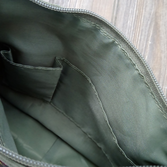 Mickey Mouse Pattern Green Textured Shoulder Bag - Picture 10 of 14